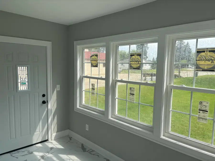 2402 Eaton Ln, Mount Pleasant, WI 53404 - Image #2