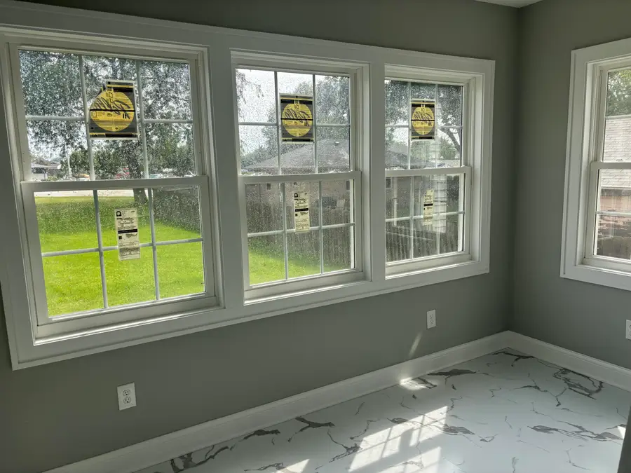 2402 Eaton Ln, Mount Pleasant, WI 53404 - Image #3