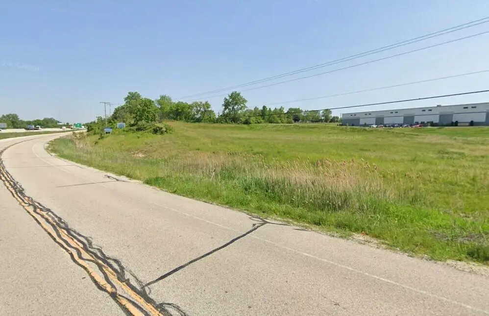 4731 E Frontage Rd, Caledonia, WI 53126 - Image #1