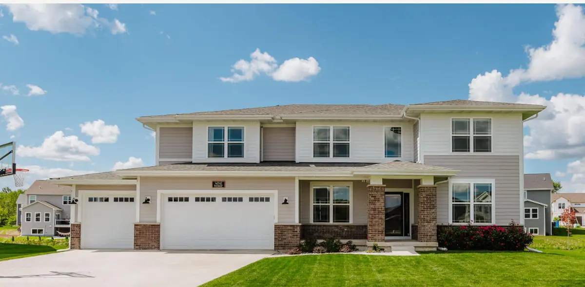 W242N5607 Simona Ct, Sussex, WI 53089 - Image #1