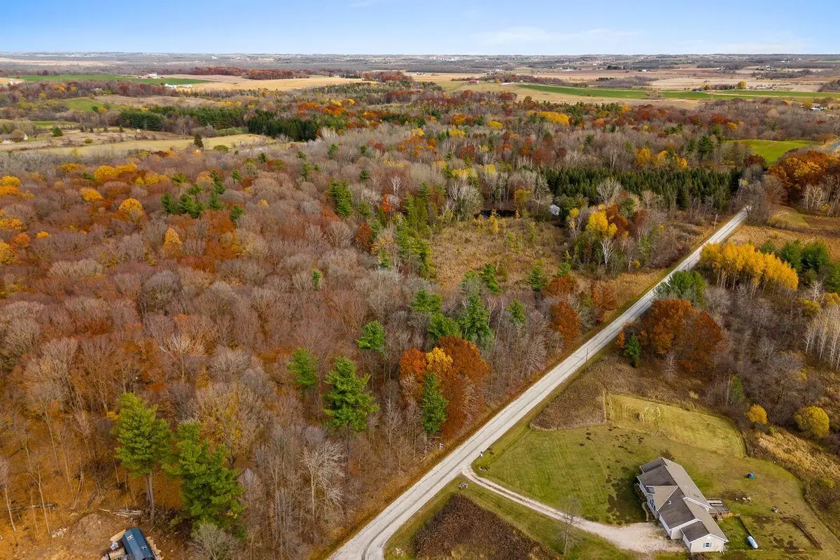 Lt4 Senn Ln, Eaton, WI 53042 - Image #1