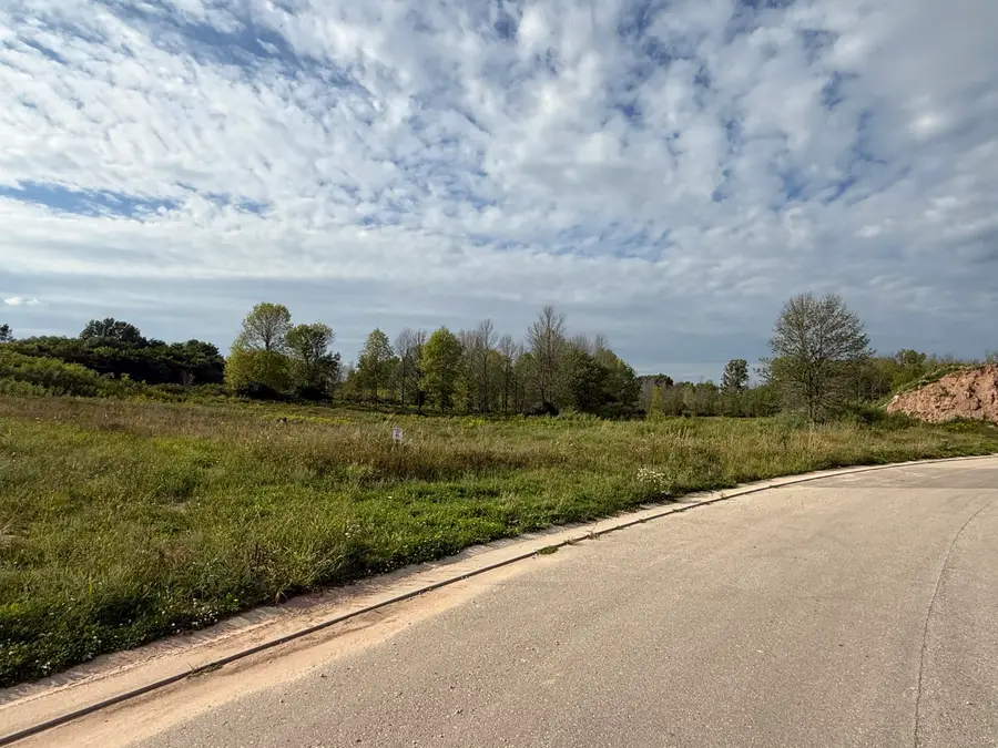 3201 Sandy Ridge Dr, Two Rivers, WI 54241 - Image #3