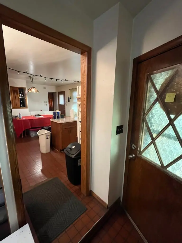 5714 N 98th St, Milwaukee, WI 53225 - Image #2