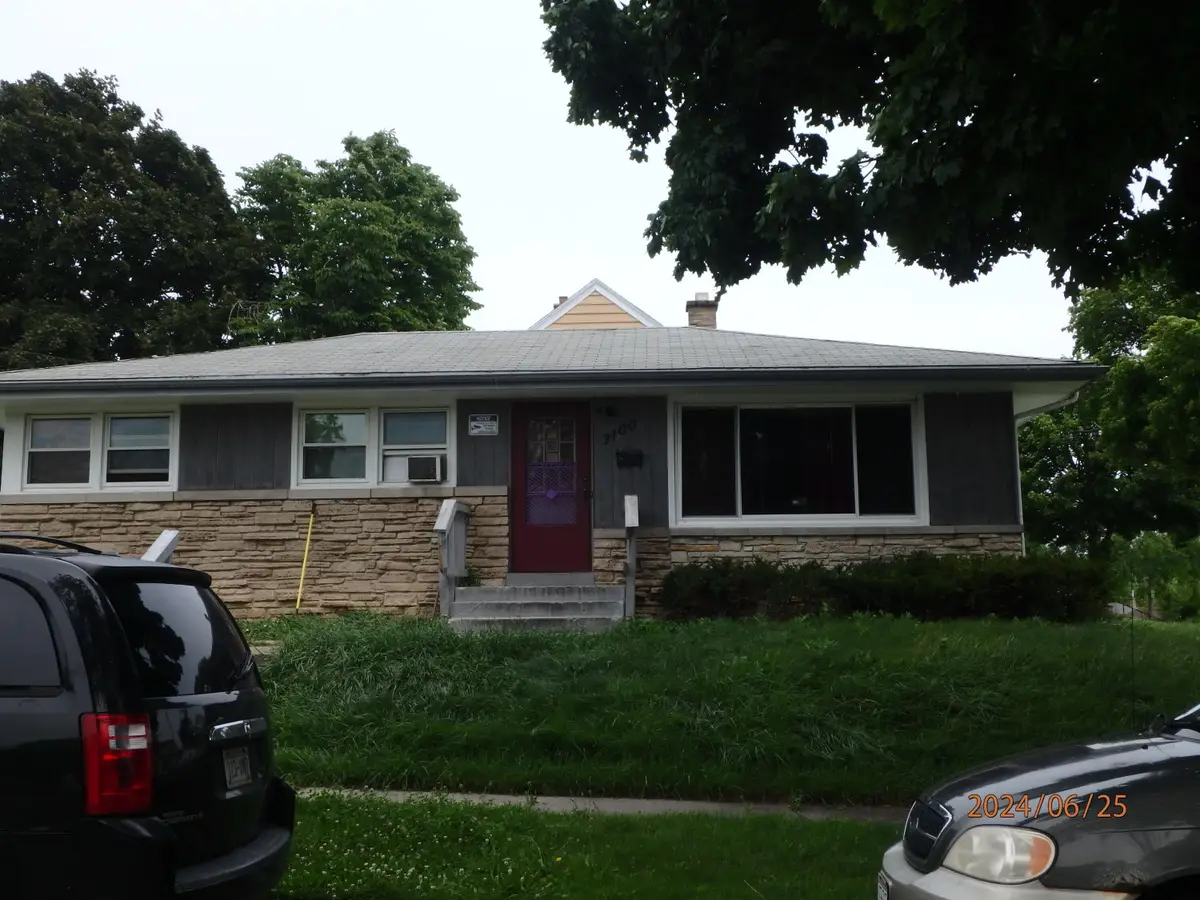7100 W Fiebrantz Ave, Milwaukee, WI 53216 - Image #1