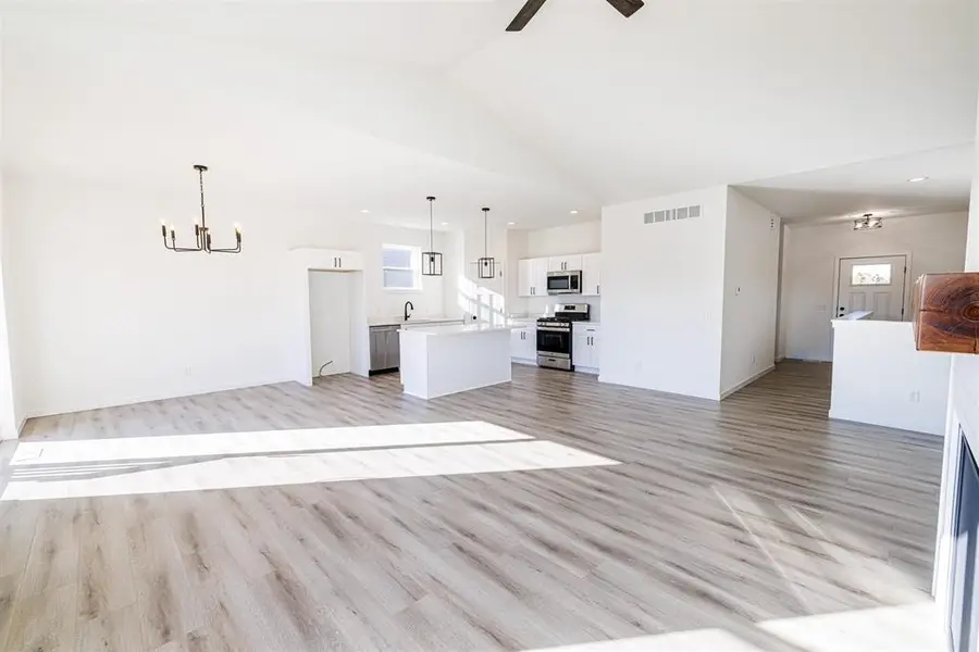 609 Syamore Pl, Theresa, WI 53091 - Image #3