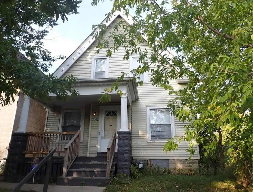 3049 N 28th St, Milwaukee, WI 53210 - Image #1