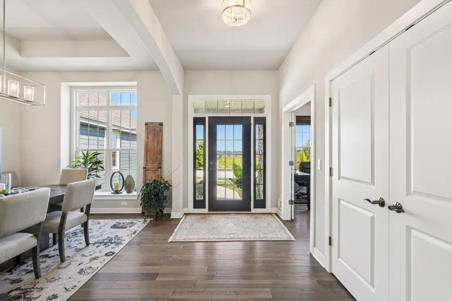 W125N11011 Strawgrass Ln, Germantown, WI 53022 - Image #3