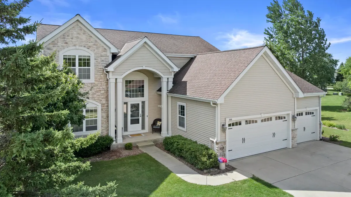 648 Riverwood Ln, West Bend, WI 53095 - Image #1