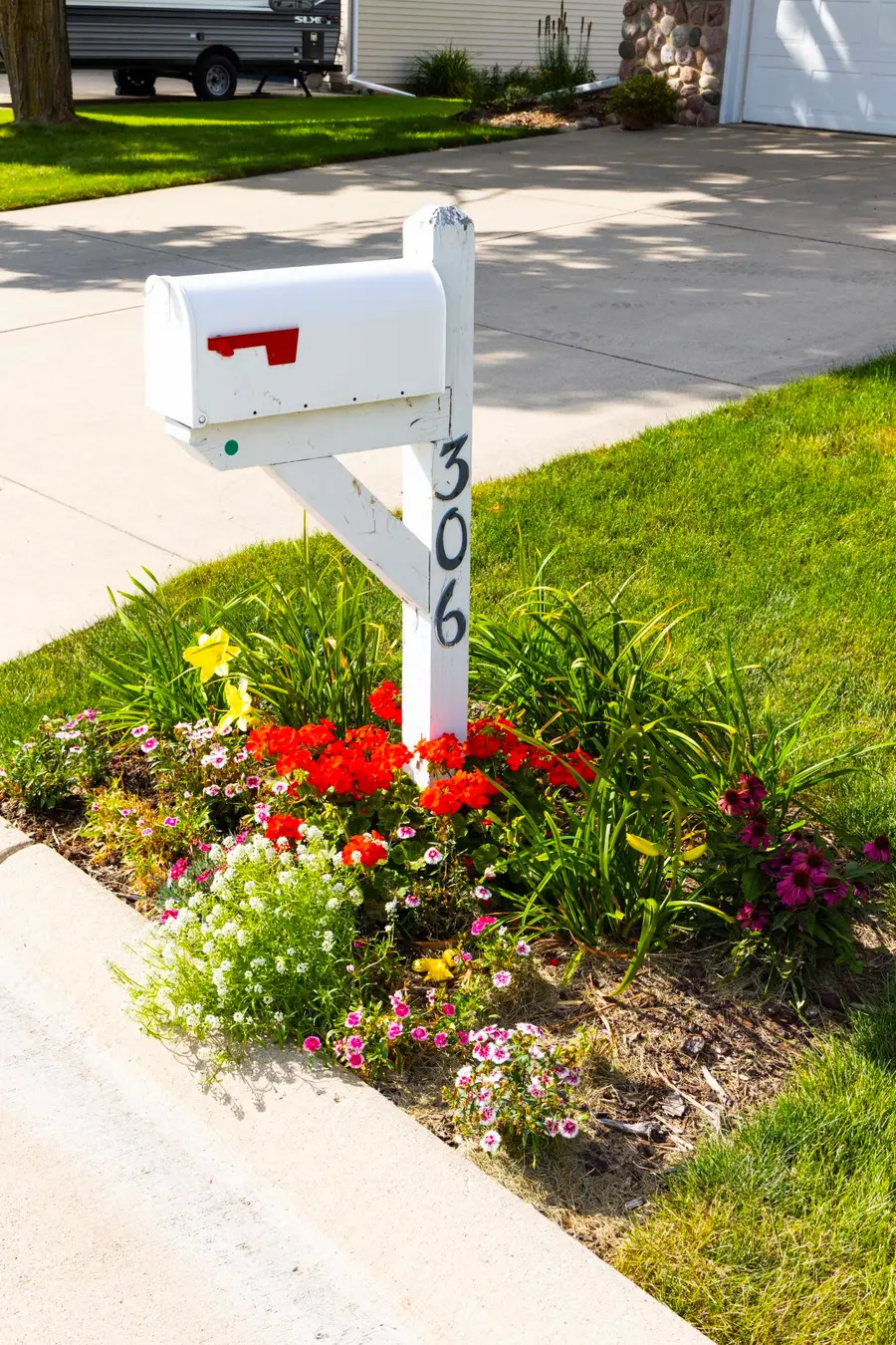 306 W Leonard St, Watertown, WI 53098 - Image #2