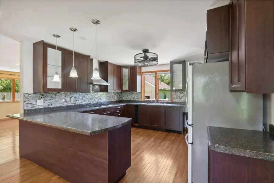 8209 N Port Washington Rd, Fox Point, WI 53217 - Image #2