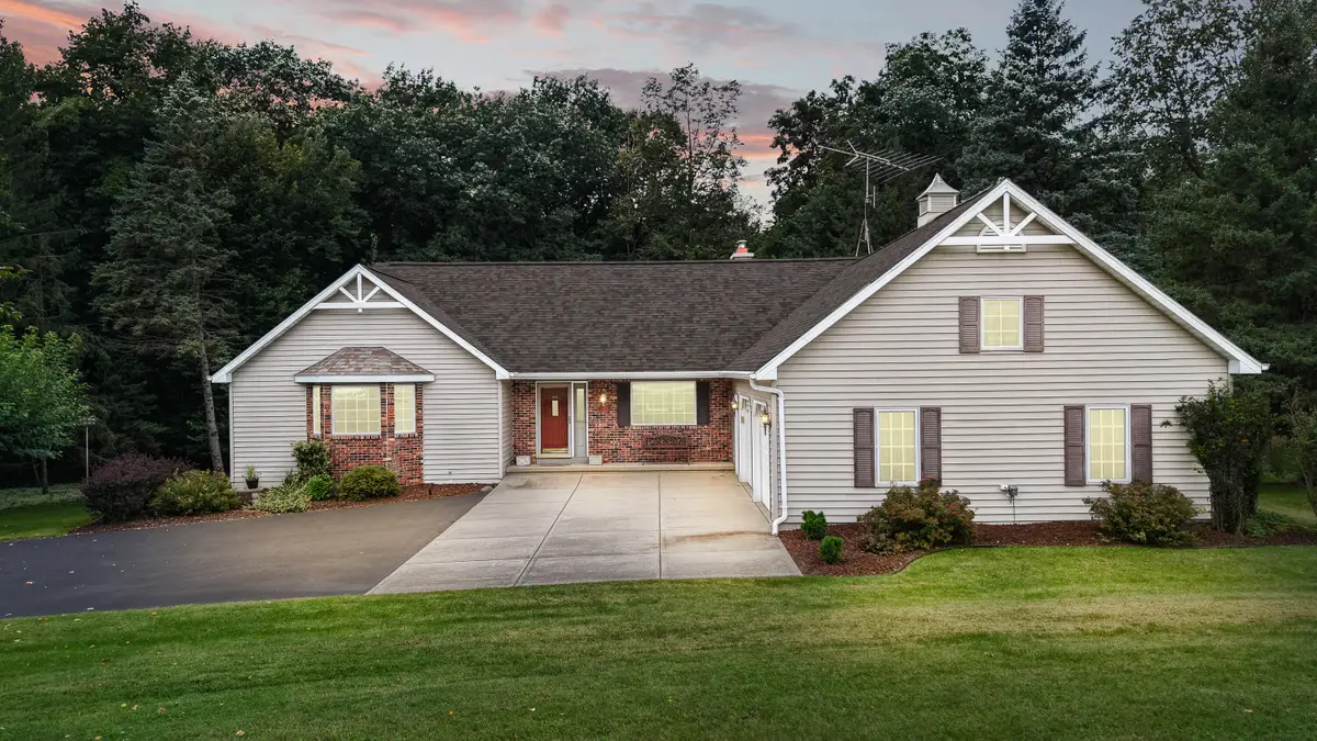 N5120 Summit Ct, Empire, WI 54937 - Image #1