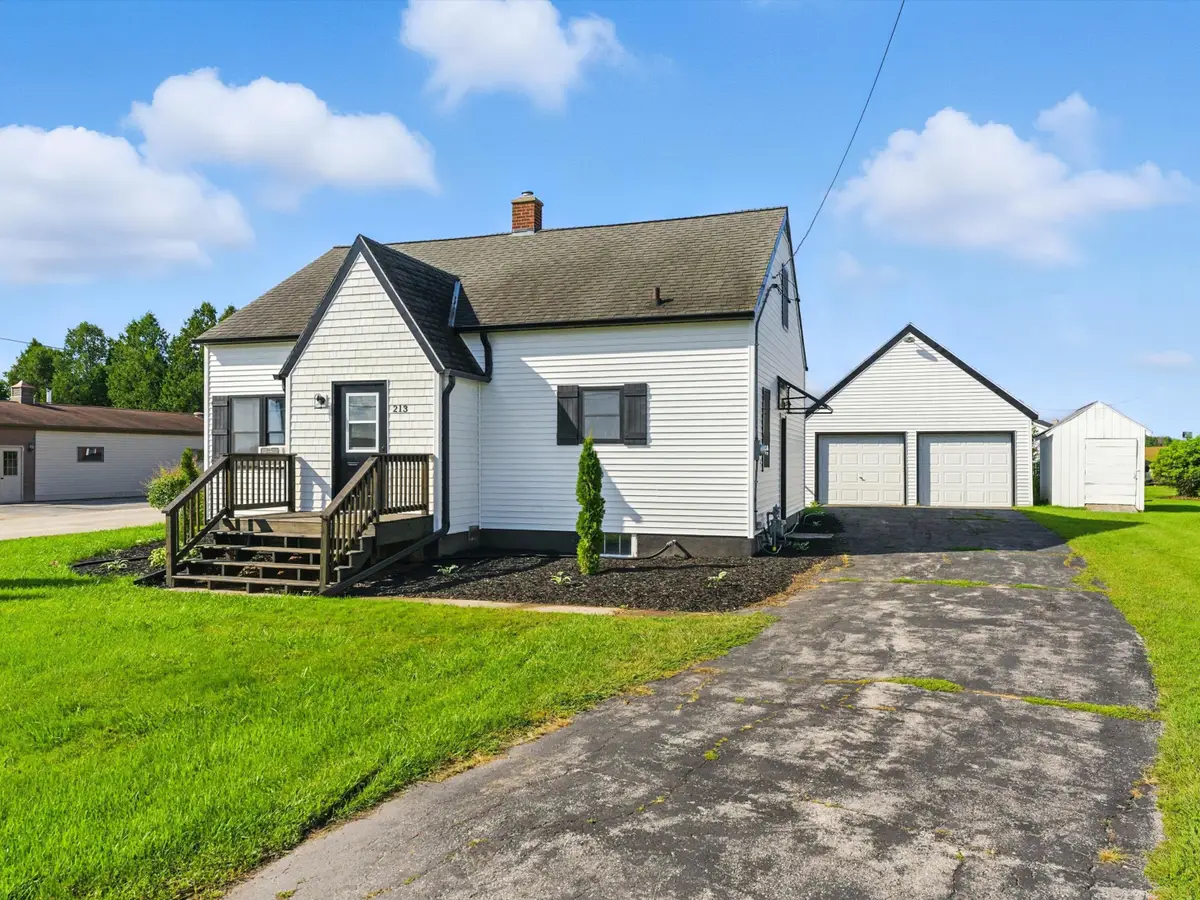 213 S Packer Dr, Francis Creek, WI 54220 - Image #1