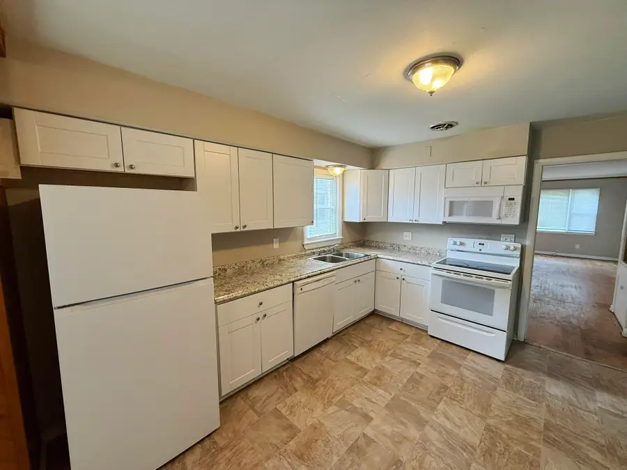 4508 N 67th St, Milwaukee, WI 53218 - Image #2