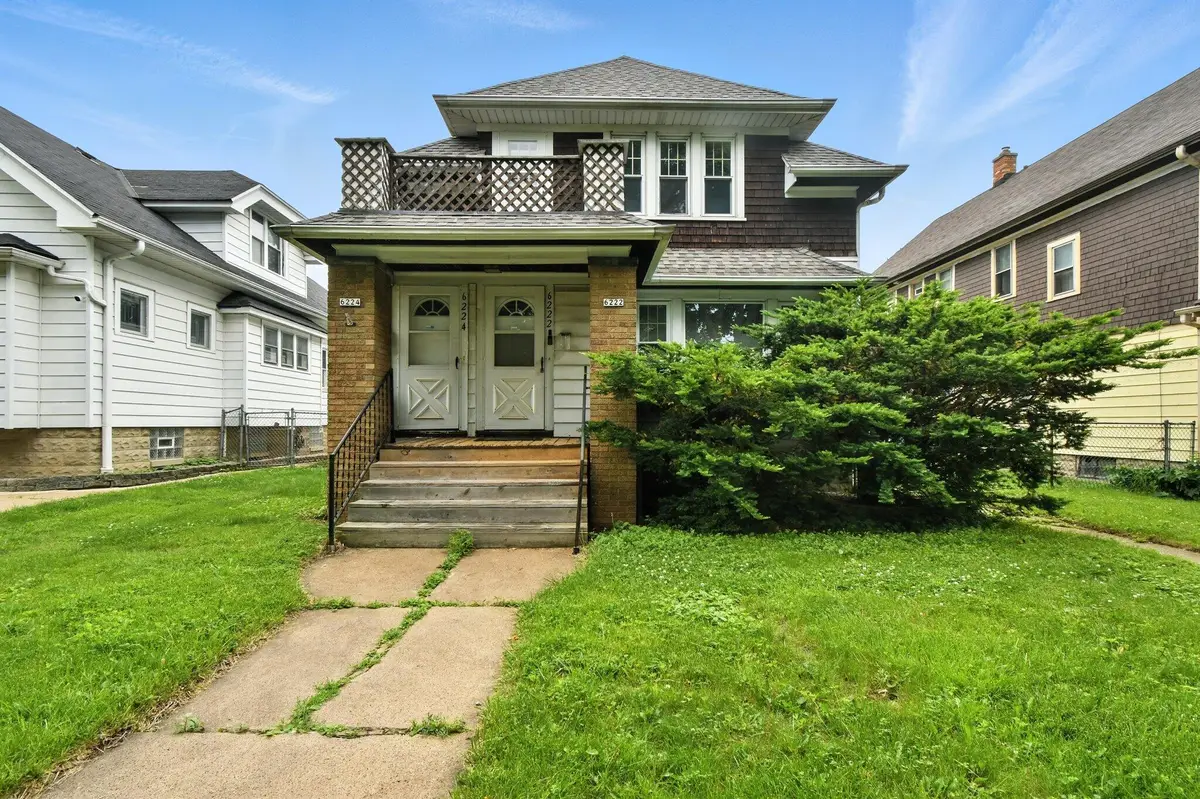 6222 W Locust St, Milwaukee, WI 53210 - #1