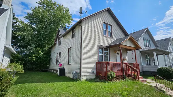 1621 S 11th St, Sheboygan, WI 53081