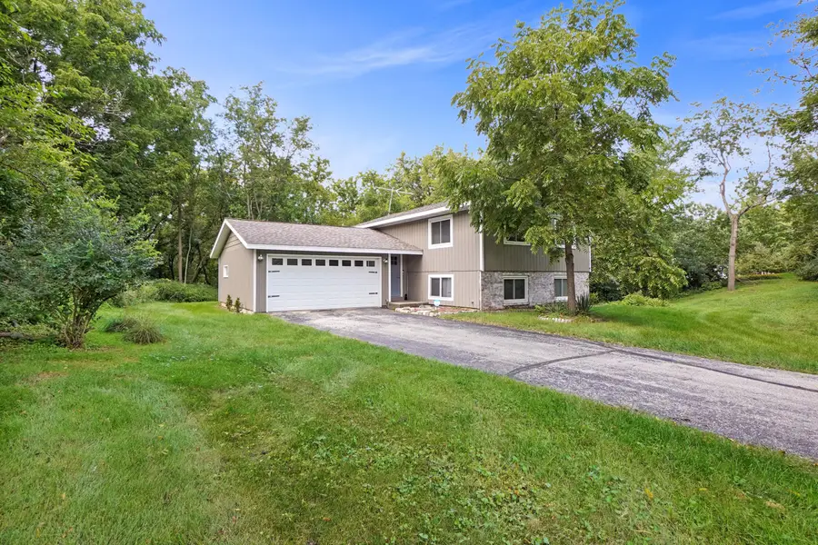 2966 Deerpath Rd, Lyons Town, WI 53147 - Image #3