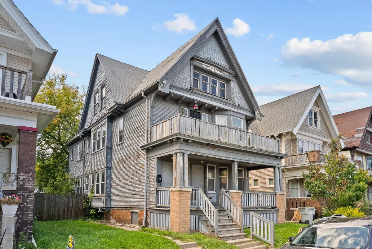 2223 N 17th St, Milwaukee, WI 53205 - Image #1