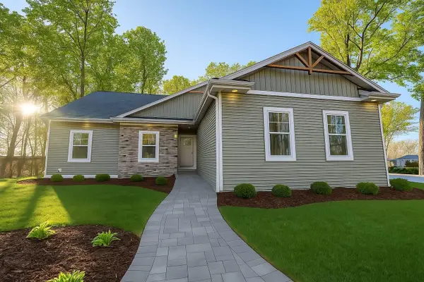 478 Woodside Ct, West Bend, WI 53095