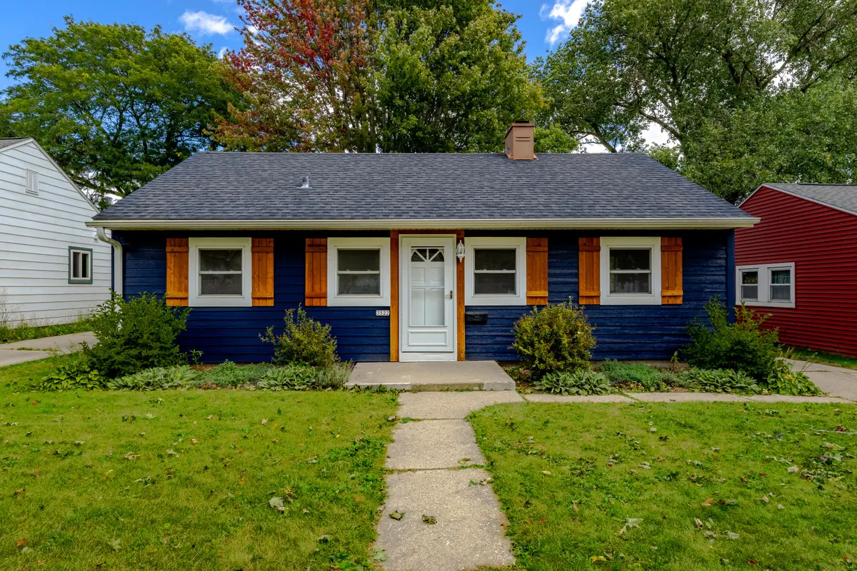 3522 N 95th St, Milwaukee, WI 53222 - Image #1