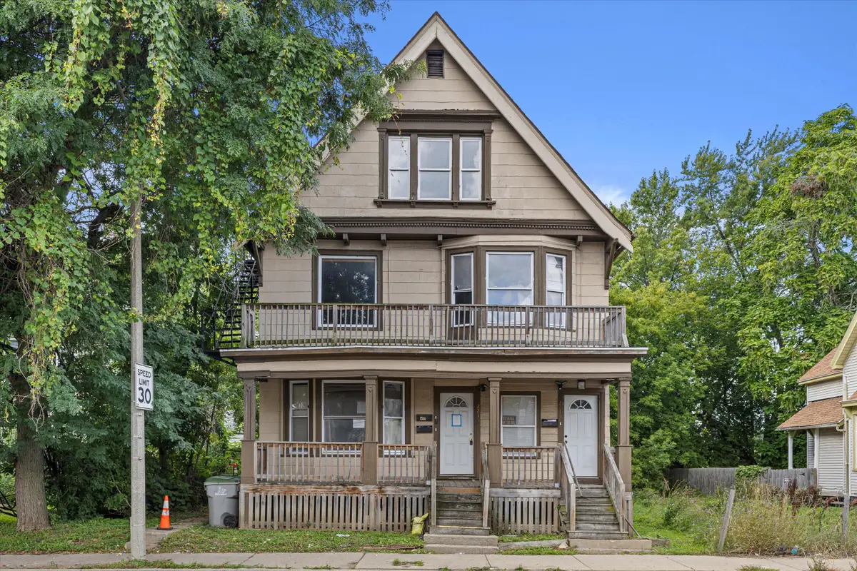 2213 N Holton St, Milwaukee, WI 53212 - Image #1