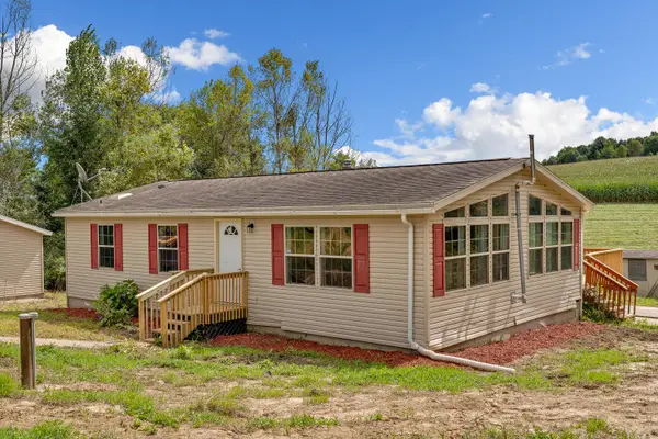 W20479 Brenegan Ln, Gale, WI 54630