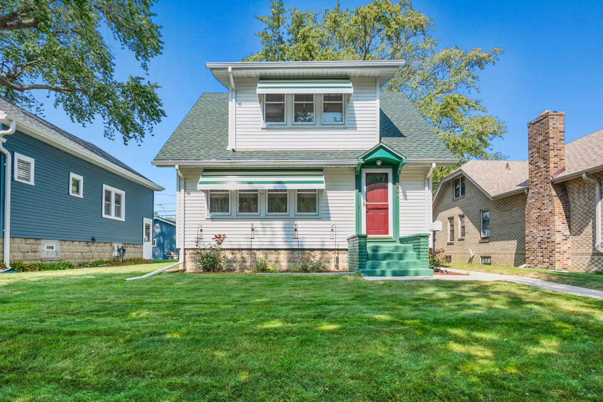 804 Park Ave, South Milwaukee, WI 53172 - Image #1