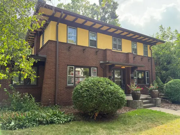 2010 Main St, La Crosse, WI 54601