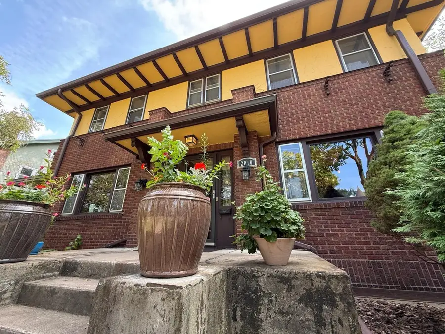 2010 Main St, La Crosse, WI 54601 - Image #3