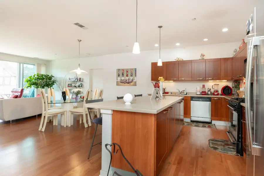 1522 N Prospect Ave, Milwaukee, WI 53202 - Image #3