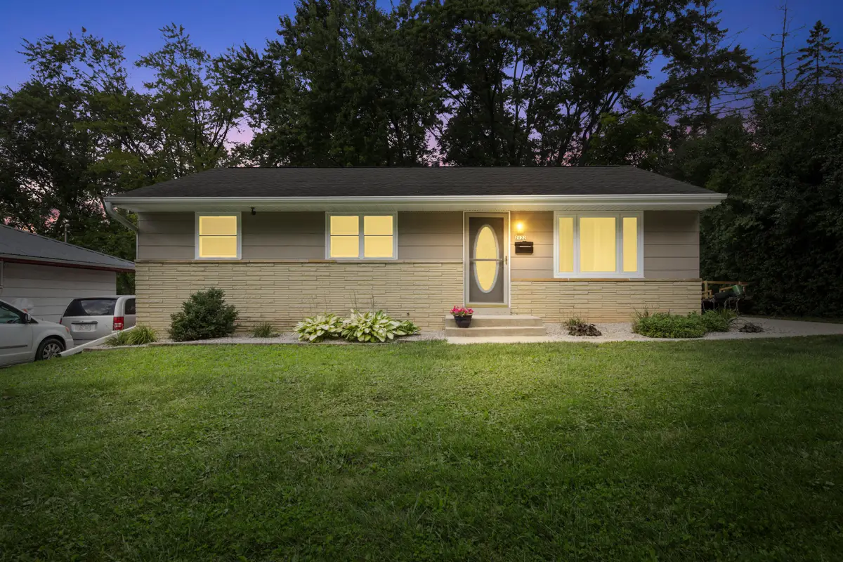 2122 Briar Dr, West Bend, WI 53090 - Image #1