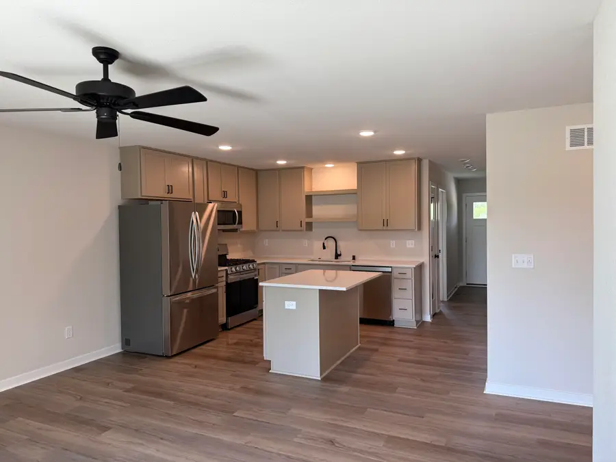 N162W21897 Poppy Rd, Jackson, WI 53037 - Image #3