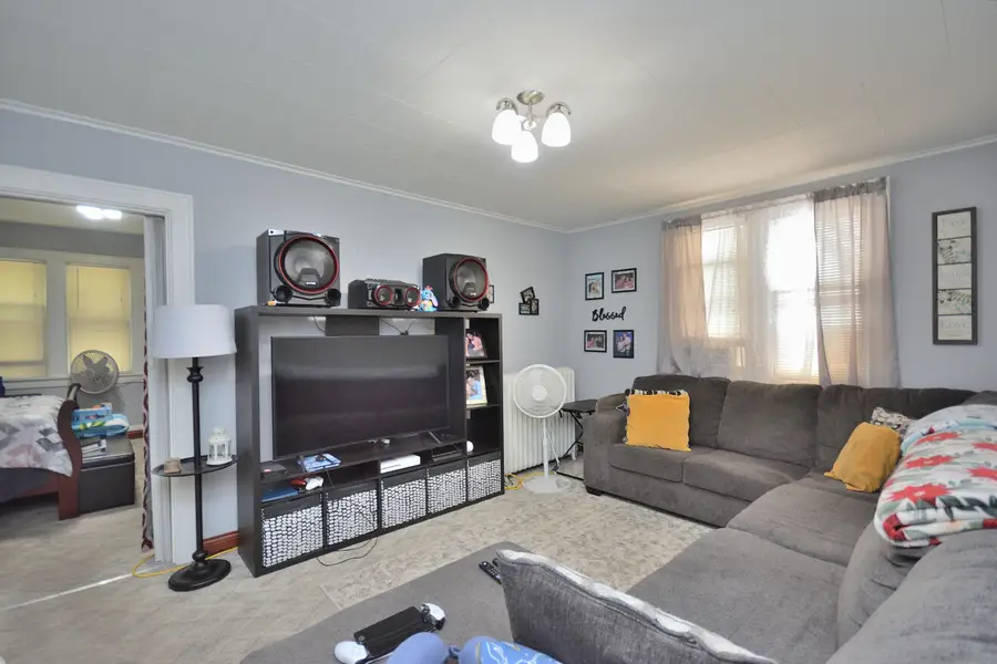 2148 S 33rd St, Milwaukee, WI 53215 - #2