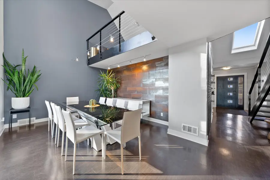 2533 Lakeshore Dr, Sheboygan, WI 53081 - Image #2