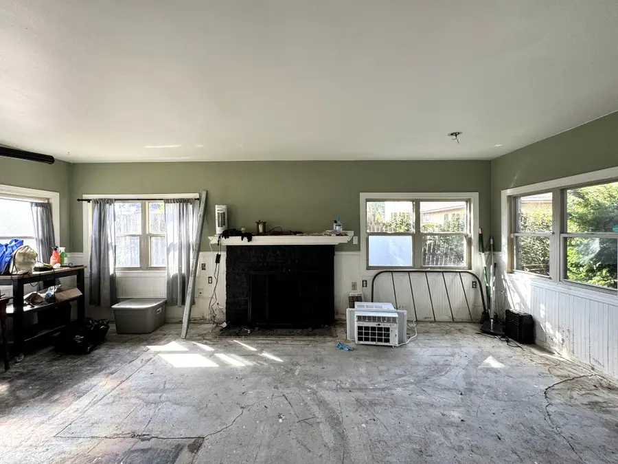 5246 N 26th St, Glendale, WI 53209 - Image #3