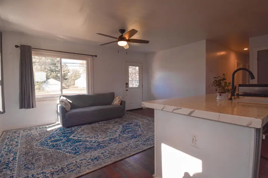 1027 W Walworth Ave, Whitewater, WI 53190 - Image #3