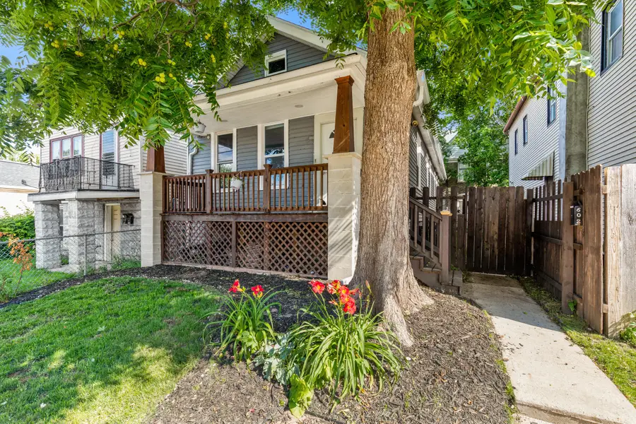 602 W Maple St, Milwaukee, WI 53204 - Image #2