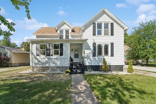 161 E Scott St, Fond Du Lac, WI 54935
