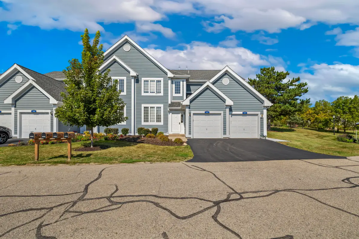 1076 Lakeland Way, Geneva, WI 53147 - Image #1