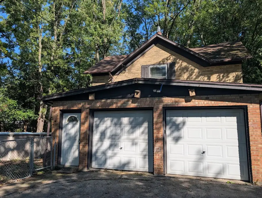 623 S 12th St, Watertown, WI 53094 - Image #2