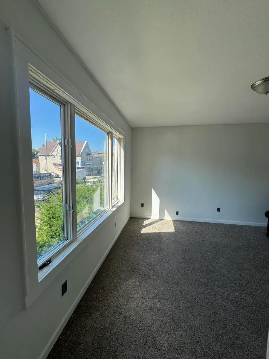 2460 S 18th St, Milwaukee, WI 53215 - Image #2
