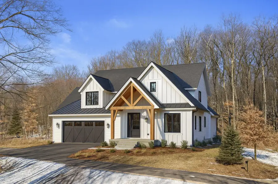 E2264 Meadow Valley Ct, Farmington, WI 54981 - Image #2