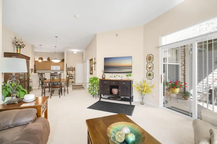 7045 S Riverwood Blvd, Franklin, WI 53132 - Image #2