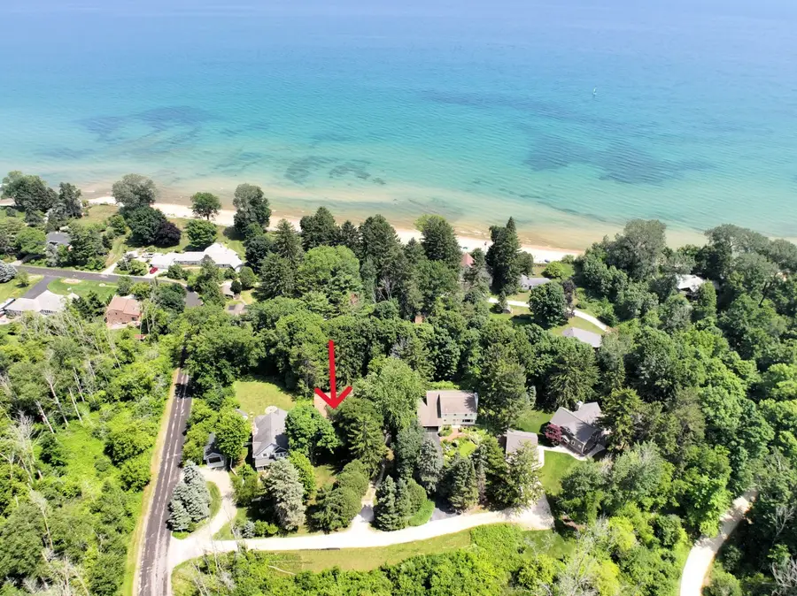 4992 Lake Bluff Rd, Belgium Town, WI 53074 - Image #3