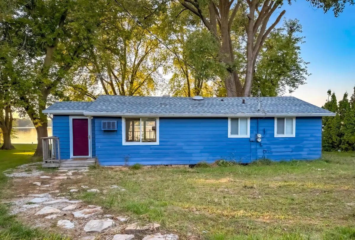 W11024 Glen Dr, Westford, WI 53916 - #1