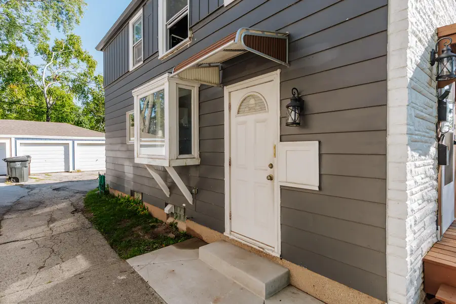 4502 W Crawford Ave, Greenfield, WI 53220 - Image #3