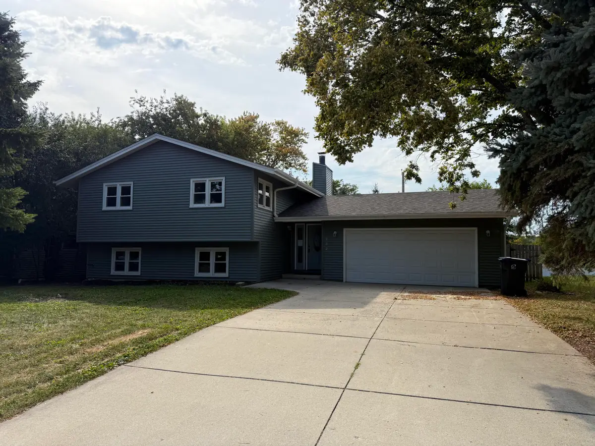 232 Oregon St, Racine, WI 53405 - Image #1