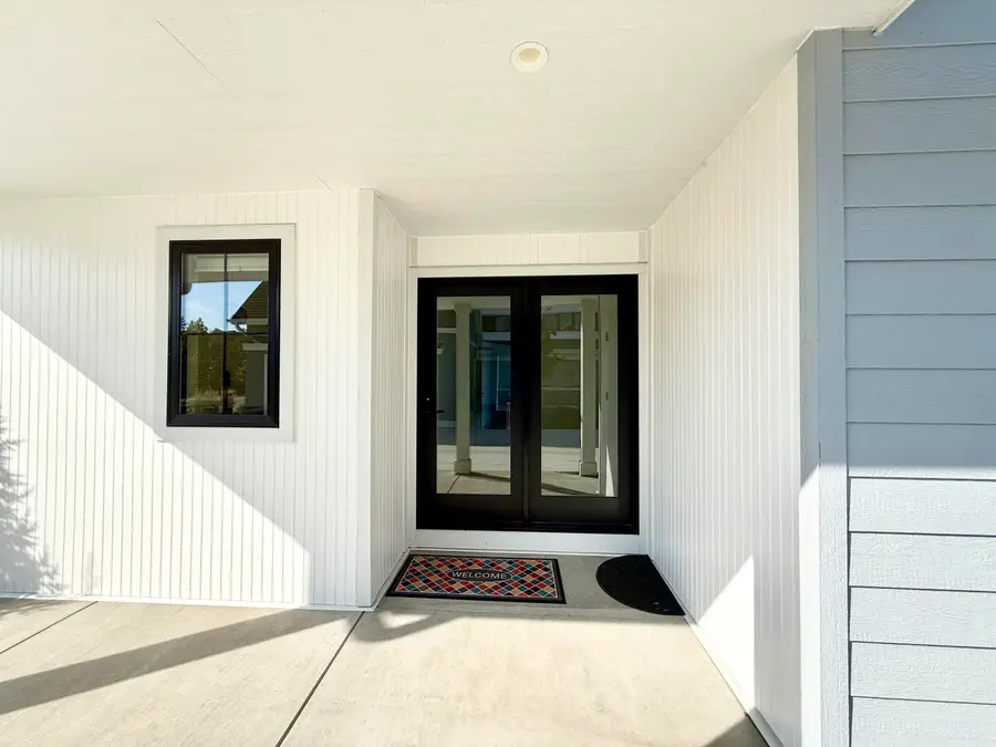 513 Meadow Cir E, Kohler, WI 53044 - Image #3