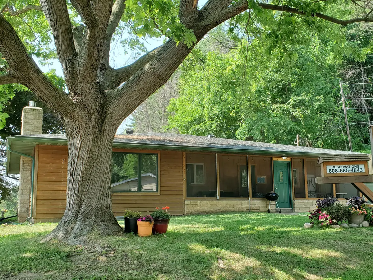 s1638 State Road 35, Alma, WI 54610 - Image #1