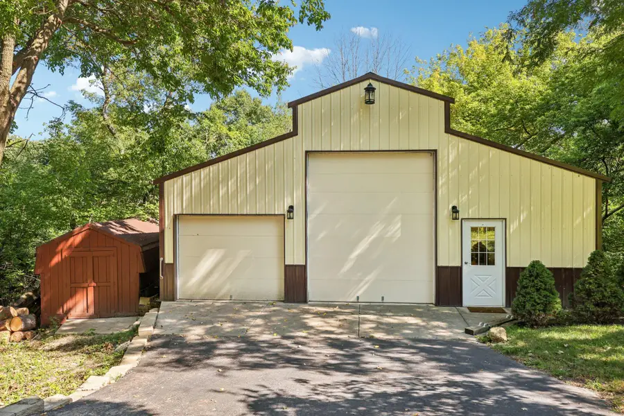W305N5260 Gail Ln, Hartland, WI 53029 - Image #3