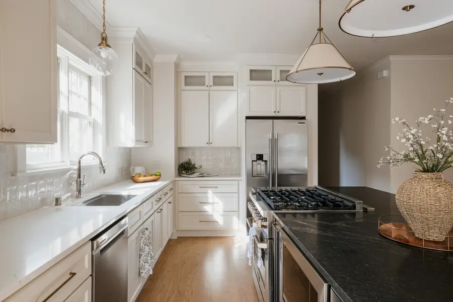 3711 N Downer Ave, Shorewood, WI 53211 - Image #2